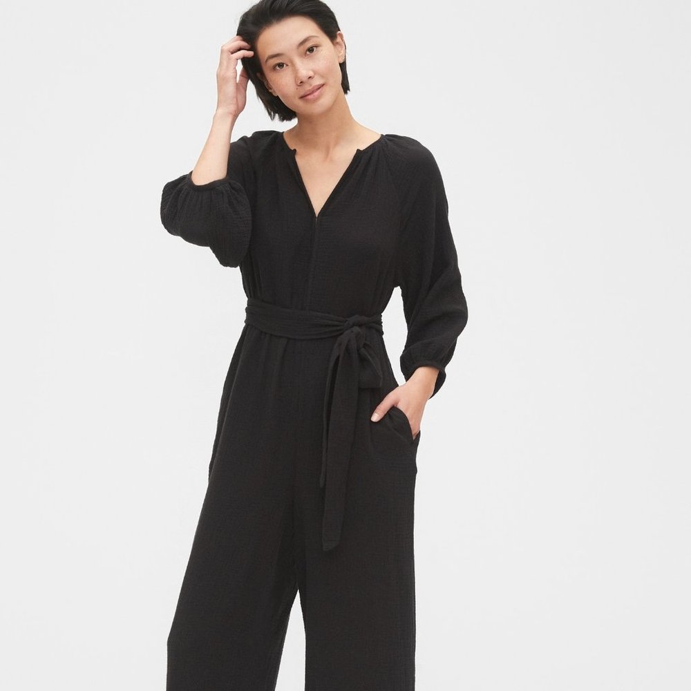 GAP Tie-Belt Wide-Leg Gauze Jumpsuit Black 6 NWOT